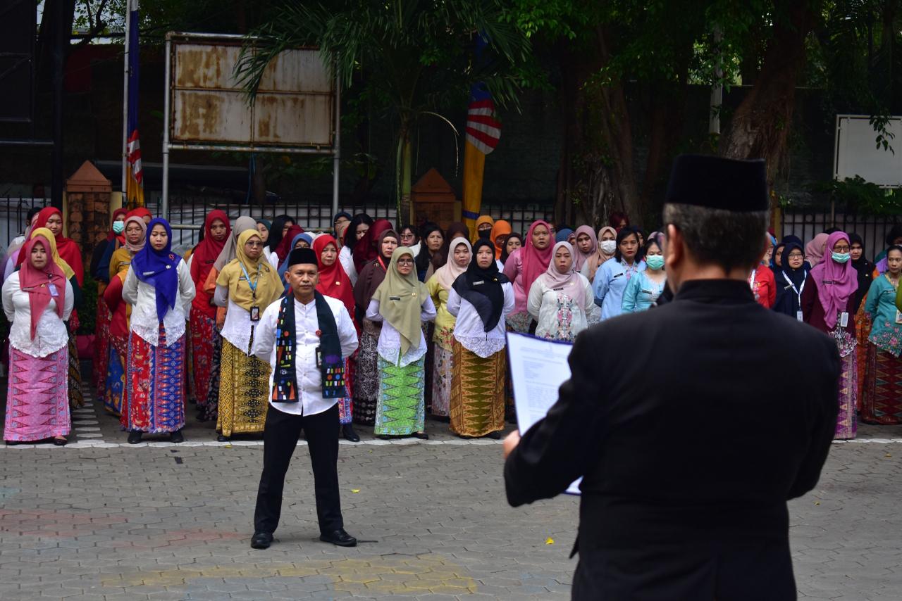 Upacara Peringatan Hari Lahir Pancasila Tahun 2026 DI Kantor Kecamatan Pademangan 6