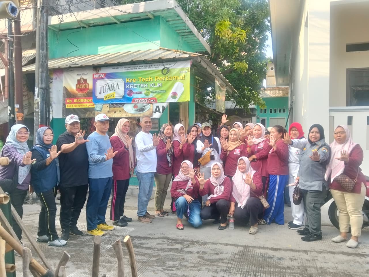 Kerja Bakti di Wilayah RW 013 Kelurahan Koja 3
