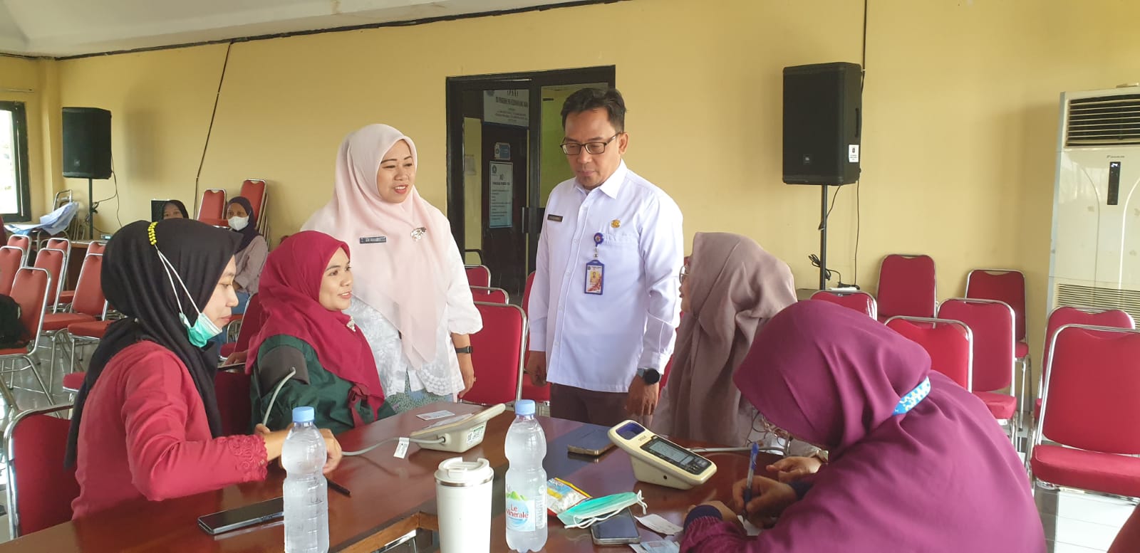 Hari Kedua Cek Kesehatan Gratis, Kader PKK, Jumantik, Dasawisma, Posyandu dan Posbindu Kamal Muara Perkuat Budaya Hidup Sehat 3