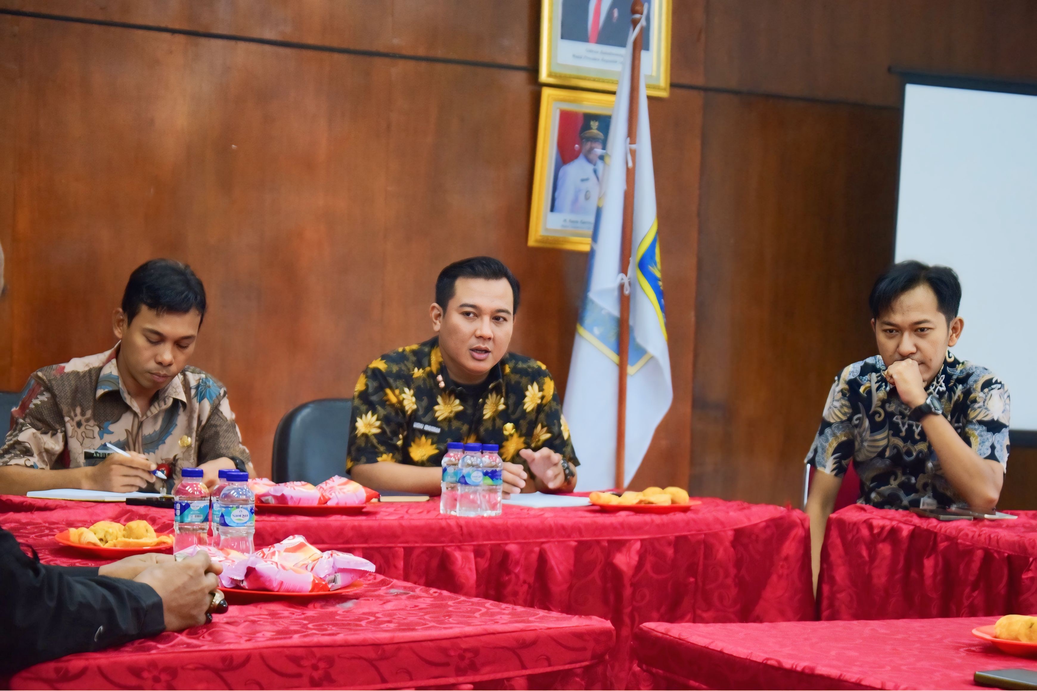 MUSYAWARAH RW 001 KELURAHAN PEJAGALAN 2