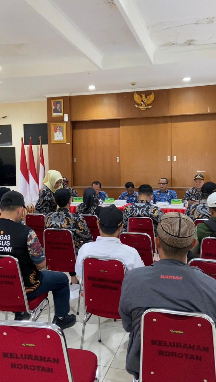 PERTEMUAN RUTIN LMK KELURAHAN ROROTAN 2