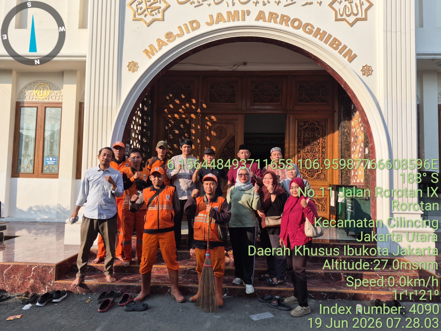 BERSIH BERSIH MASJID DAN MUSOLAH 2