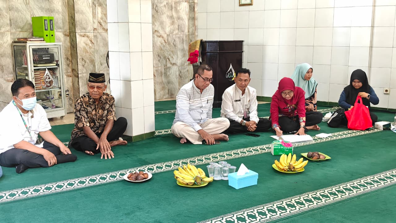 Lurah Rawa Badak Selatan Pimpin Monitoring PSN dan Sosialisasi Pemilahan Sampah di RW 03 7