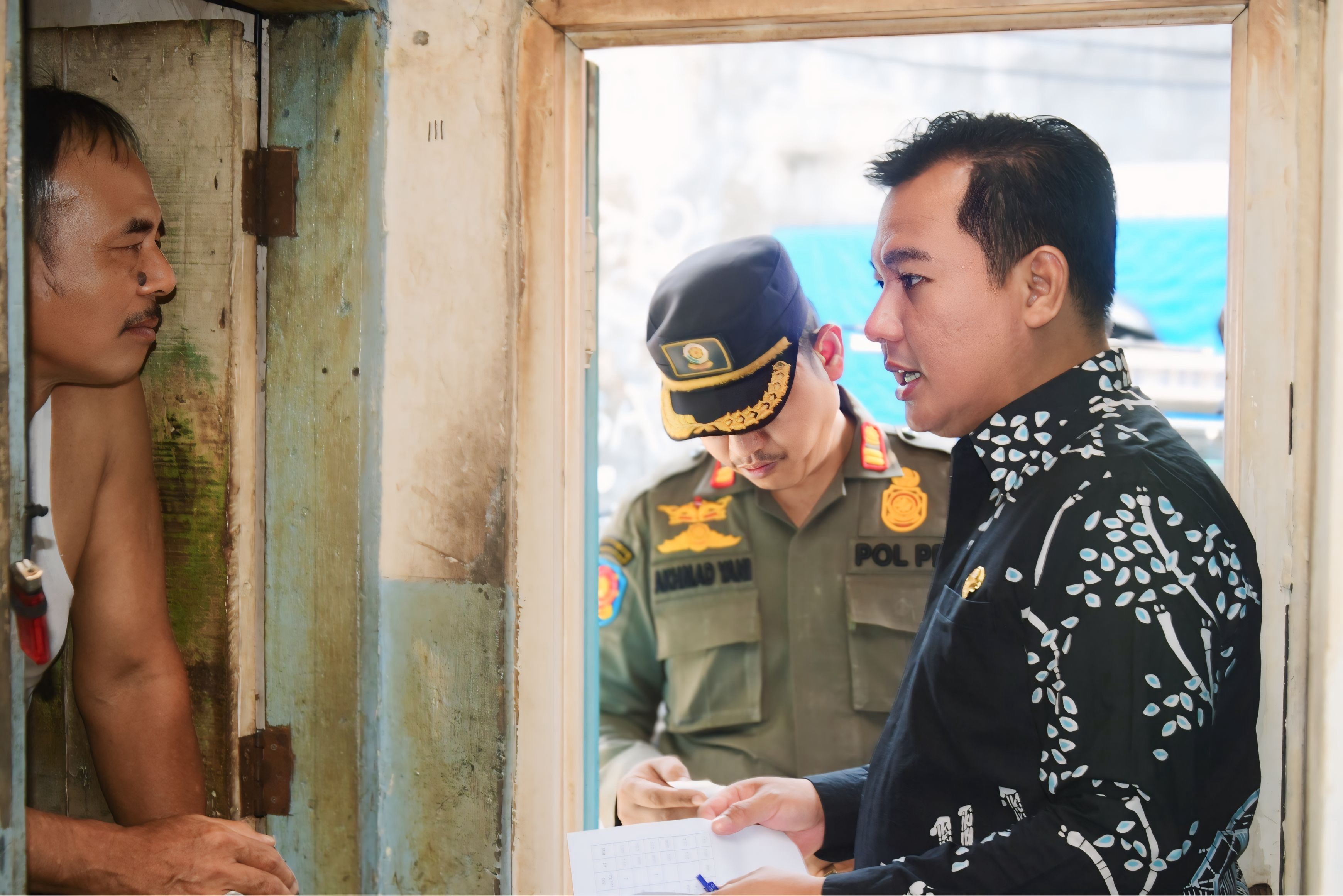 PENGECEKAN DAN PENINJAUAN TANAH ASET MILIK PEMERINTAH DAERAH OLEH LURAH KELURAHAN PEJAGALAN 2