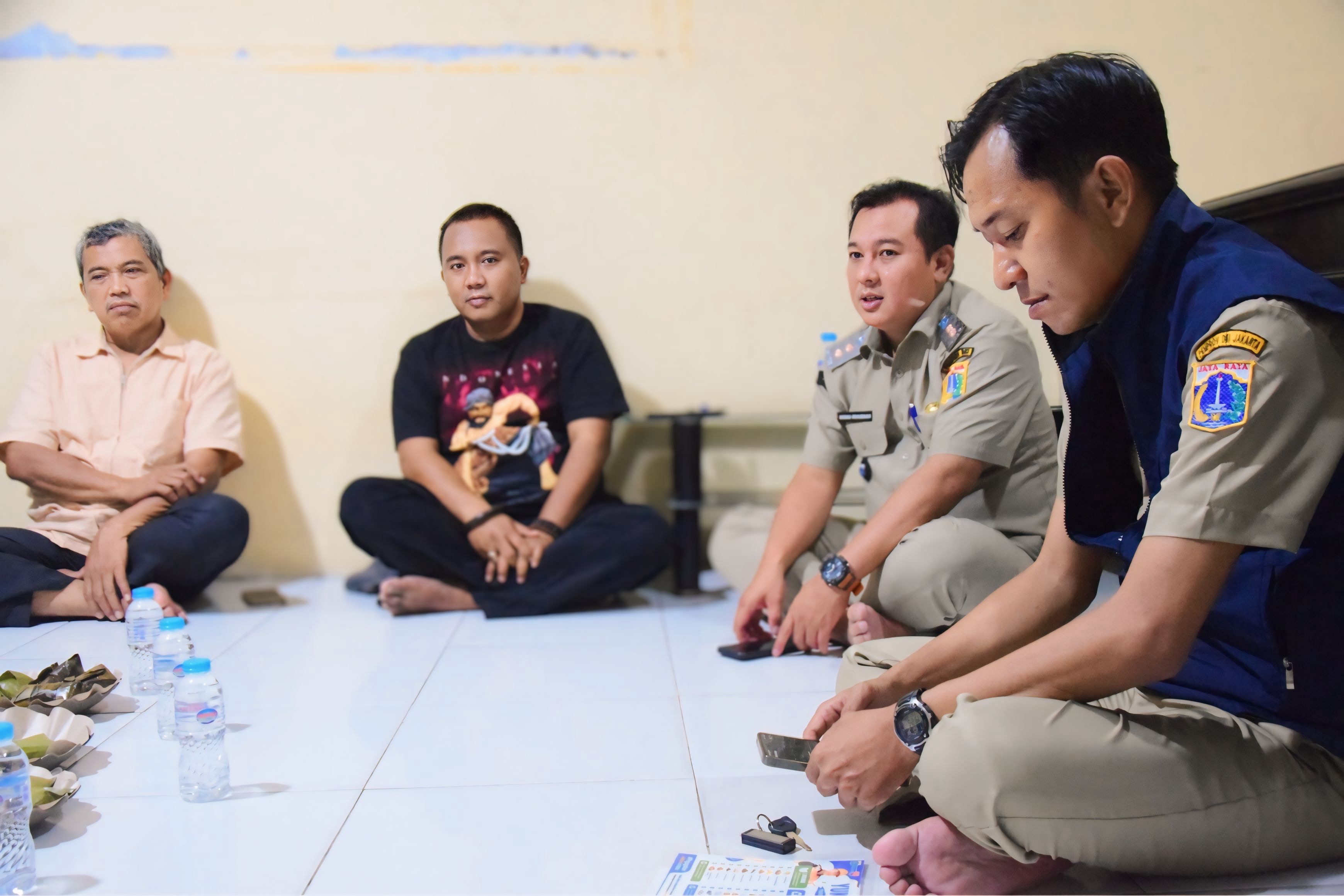 IMPLEMENTASI PEMILAHAN SAMPAH DI RW 007 KELURAHAN PEJAGALAN 2