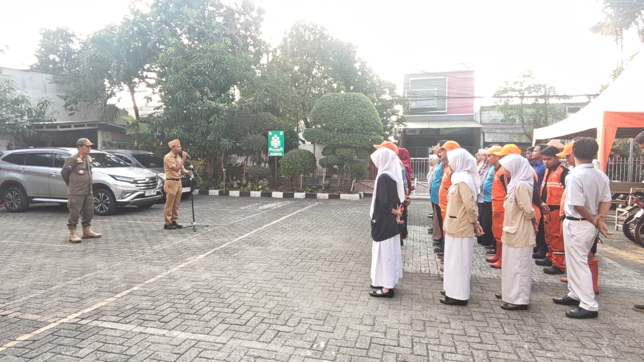 Apel Pagi Perkuat Sinergi dan Disiplin Aparatur Kelurahan Rawa Badak Selatan 7