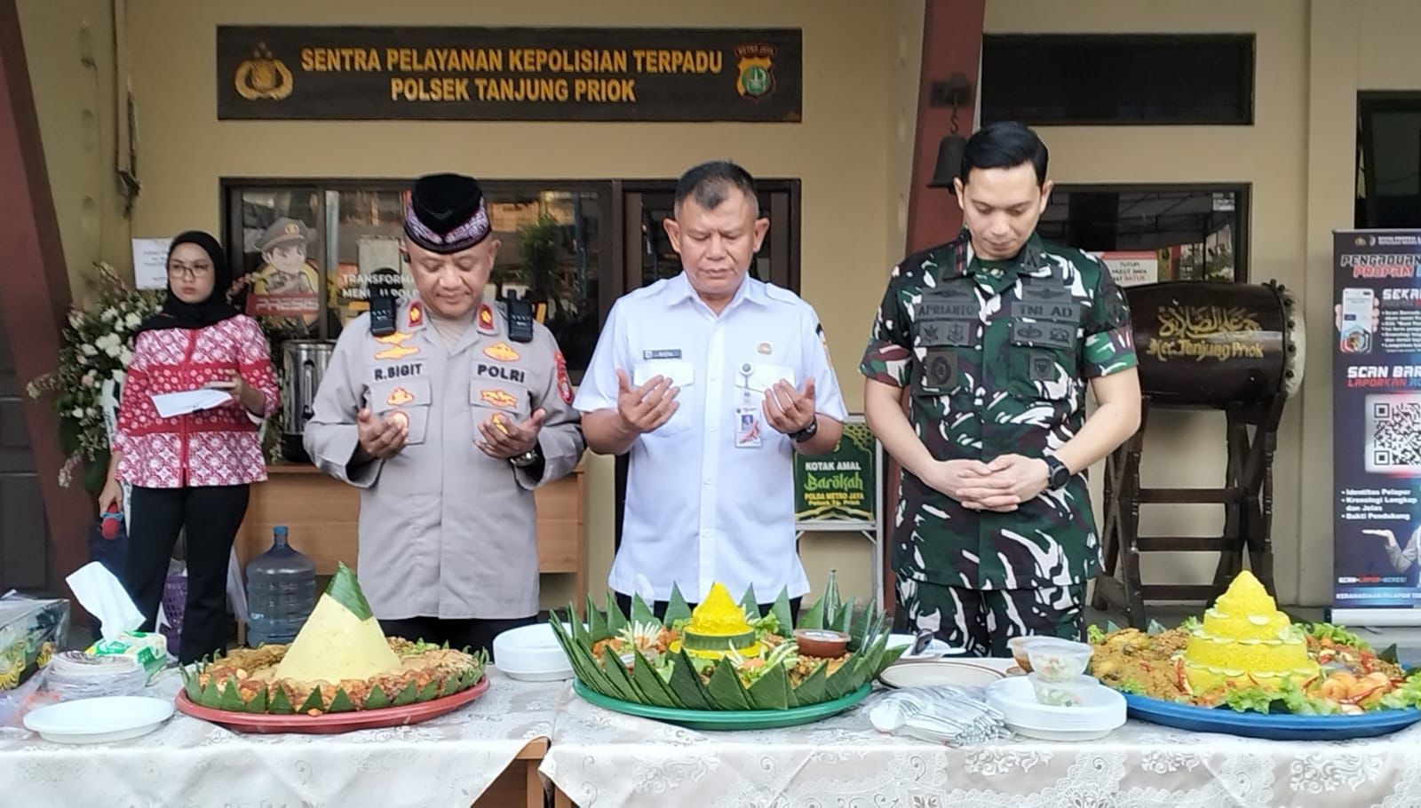 Perkuat Sinergitas, Camat Tanjung Priok dan Jajaran Lurah Hadiri Syukuran Hari Bhayangkara ke-80 di Polsek Tanjung Priok 2