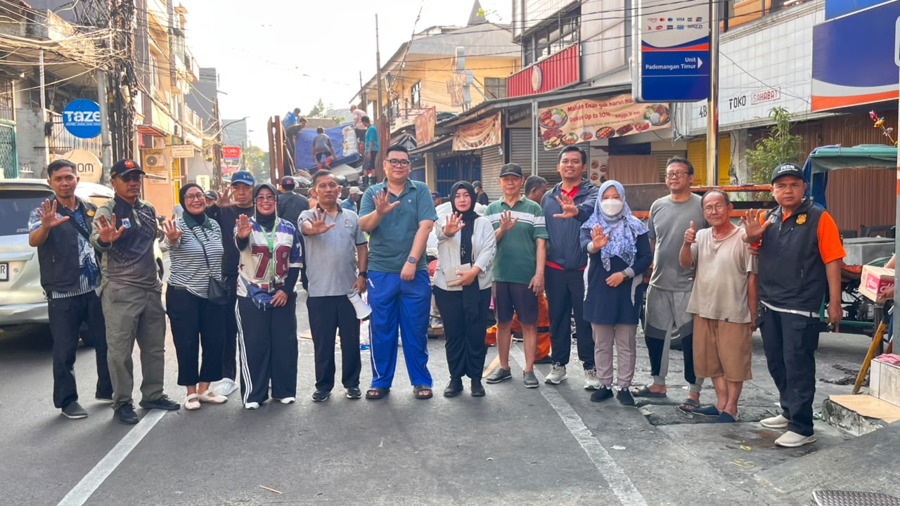 Kerja Bakti RW 09 Wilayah Kelurahan Pademangan Timur Pada hari Minggu, 5 Juli 2026 7