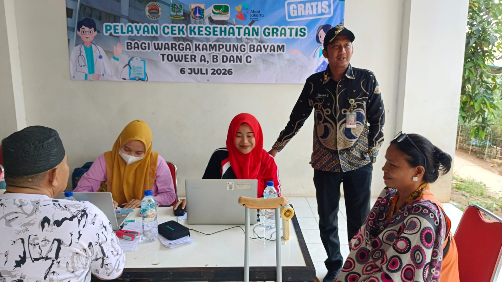 Kelurahan Papanggo Gelar Puskesmas Keliling dan Aksi Bersih Lingkungan untuk Tingkatkan Kesehatan serta Kebersihan Wilayah 6