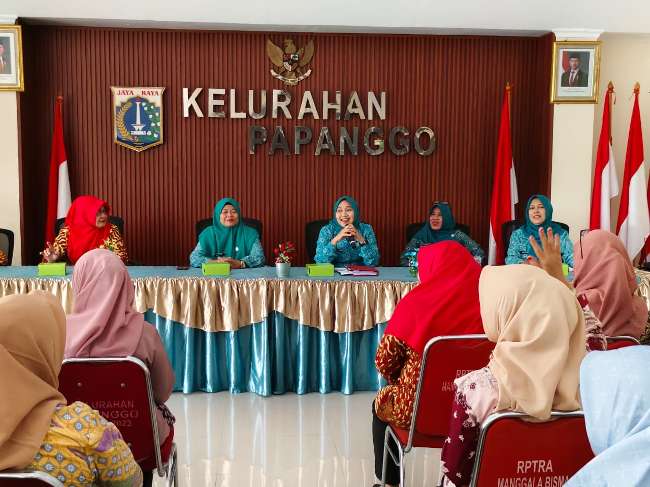 Sosialisasi Sistem Informasi Manajemen PKK Tingkatkan Kapasitas Administrasi Tim Penggerak PKK Kelurahan Papanggo 8