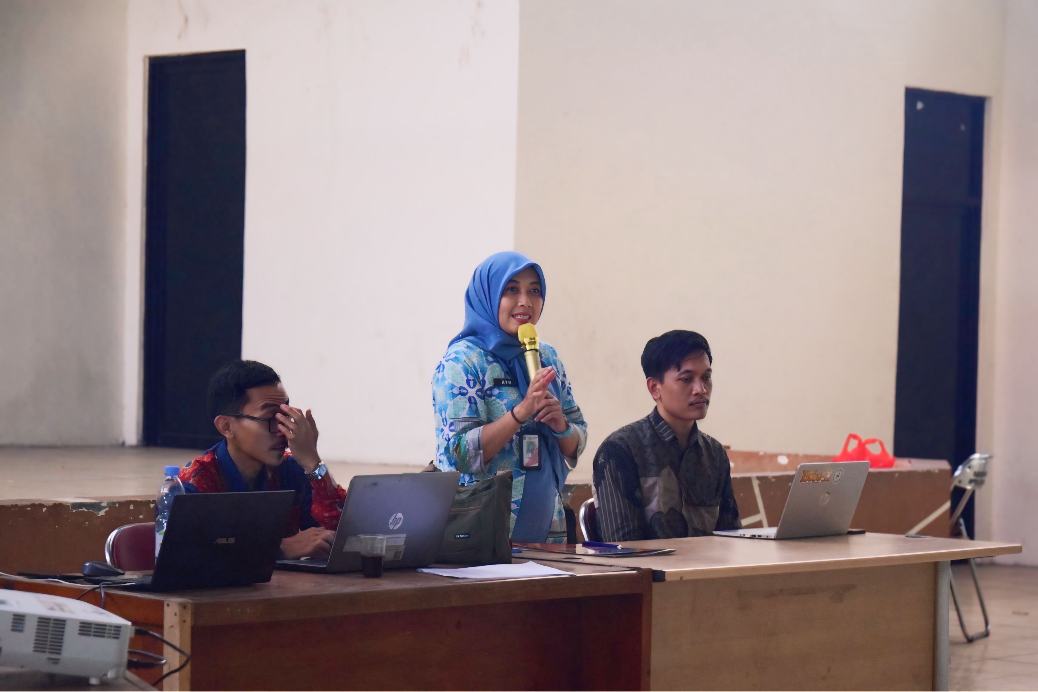 Sekretaris Kelurahan Pejagalan Berikan Arahan kepada Petugas Sensus Ekonomi Tahun 2026 2