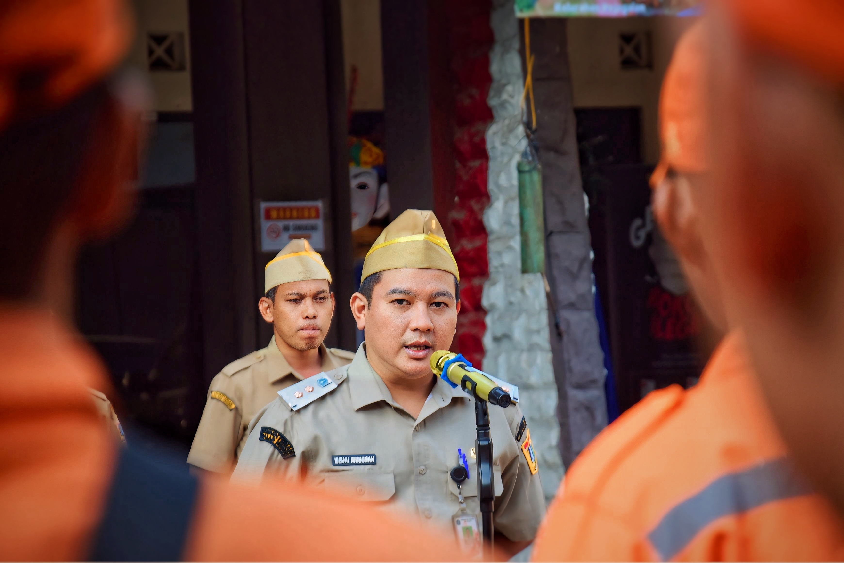 Bukan Sekadar Rutinitas, Apel Pagi Menjadi Pengingat Komitmen Aparatur dalam Memberikan Pelayanan Terbaik 3