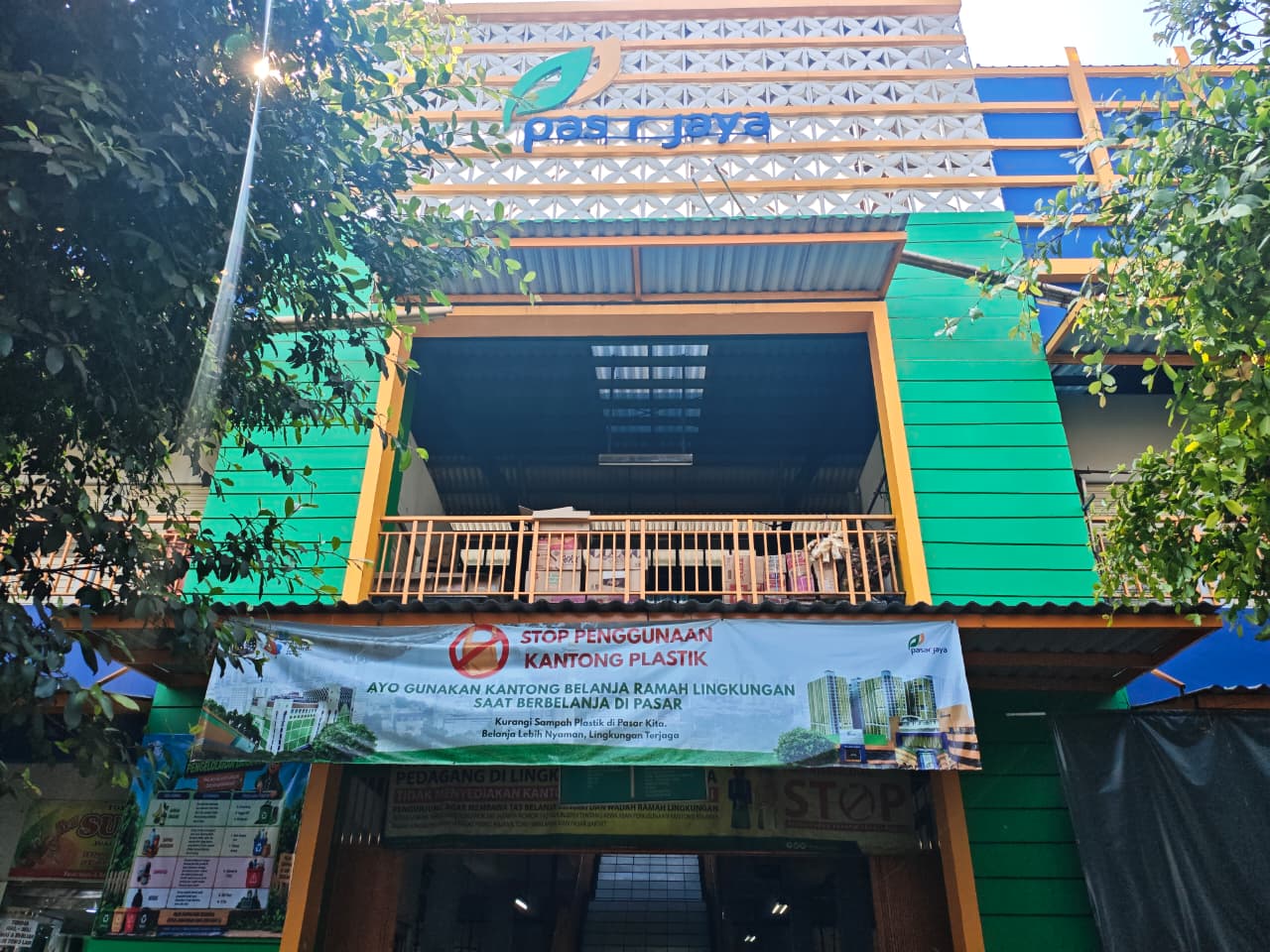 Kelurahan Lagoa Laksanakan Pendataan Pedagang Kaki Lima di Area Sekitar Pasar Jaya Waru 7