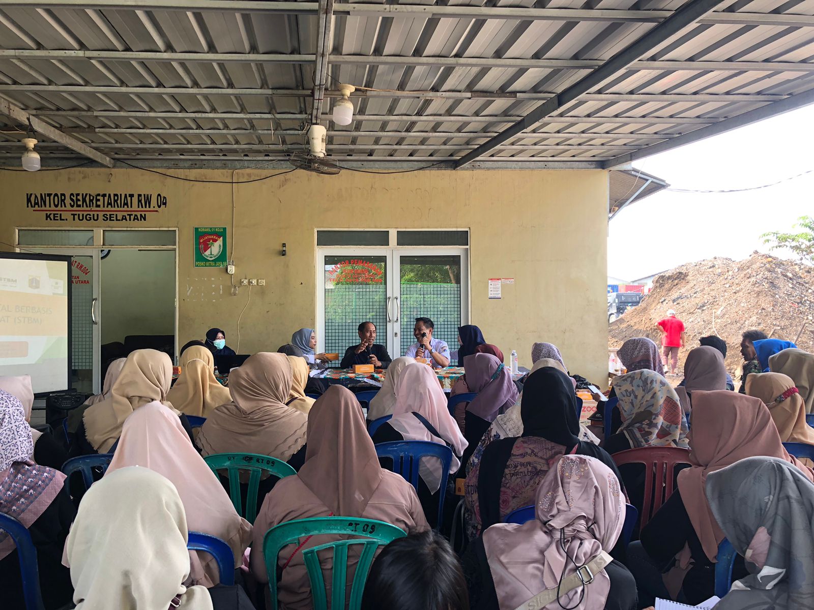 Sosialisasi Penanganan Stunting Dan Penataan Kawasan Stop BABS Di Wilayah Kelurahan Tugu Selatan 6