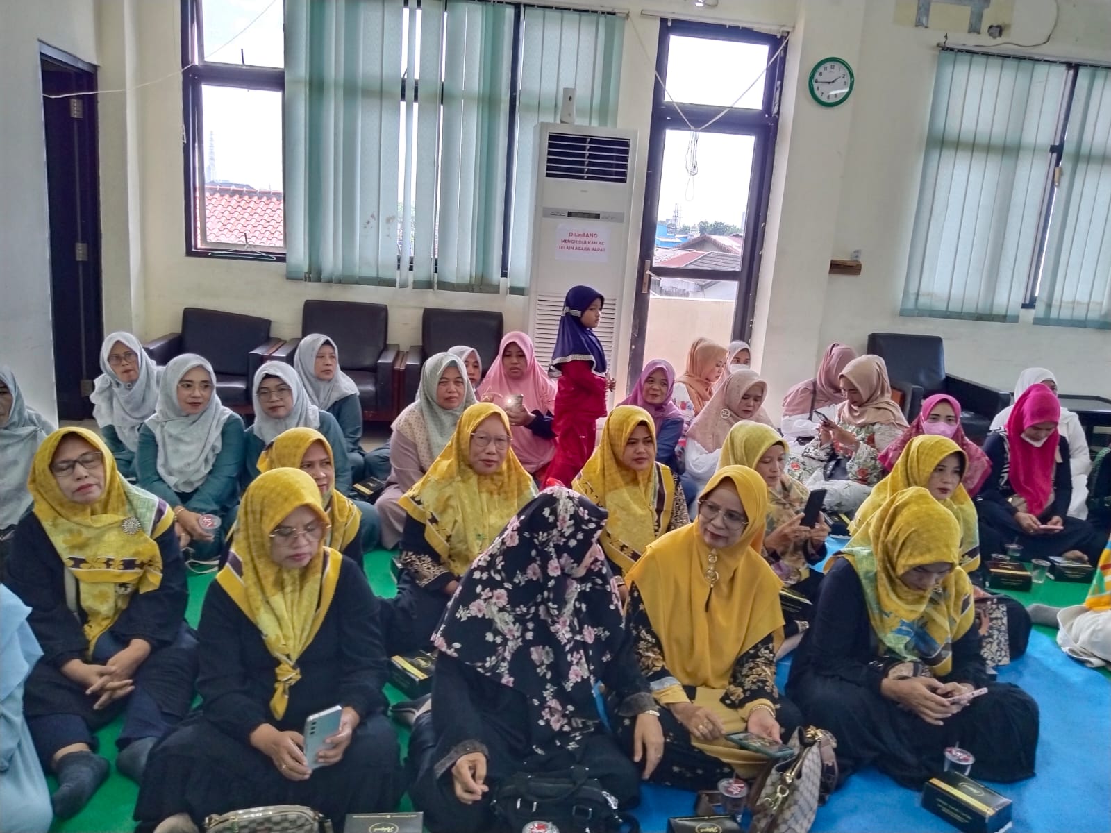 Pengajian Rutin PKK RW. 03 Kelurahan Tugu Selatan 5