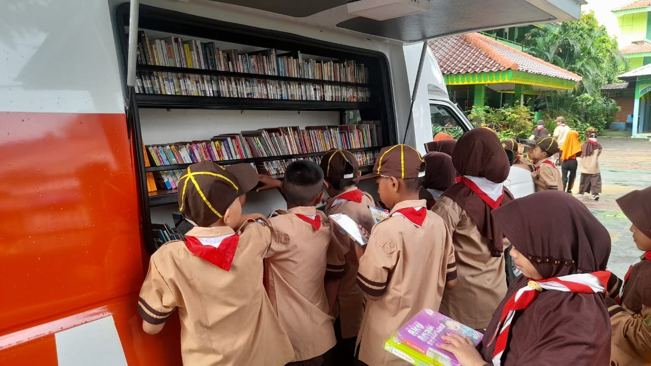 Perpustakaan Keliling 3