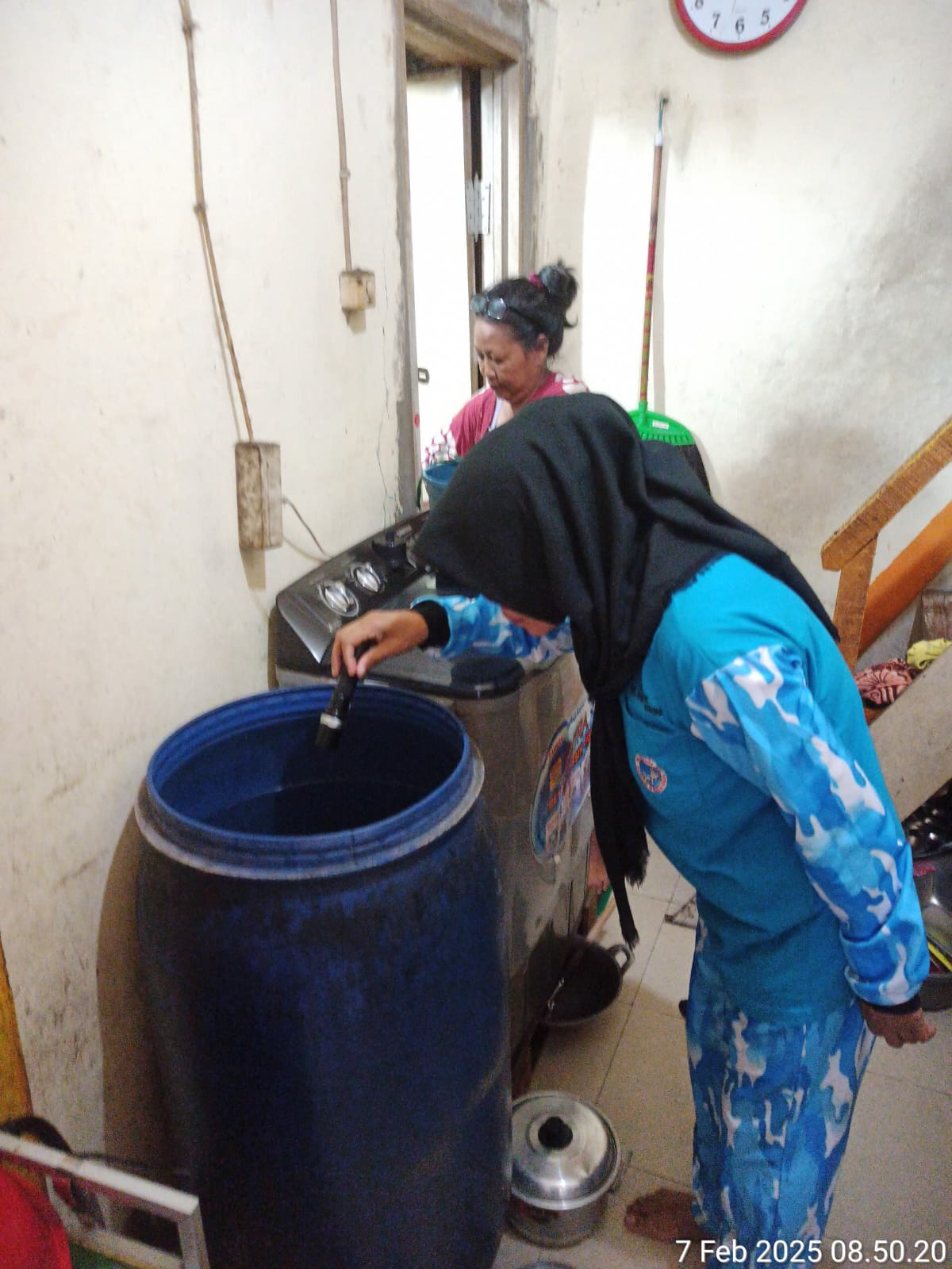 Kelurahan Sunter Agung Lakukan Monitoring PSN di RW 003 untuk Cegah DBD 1