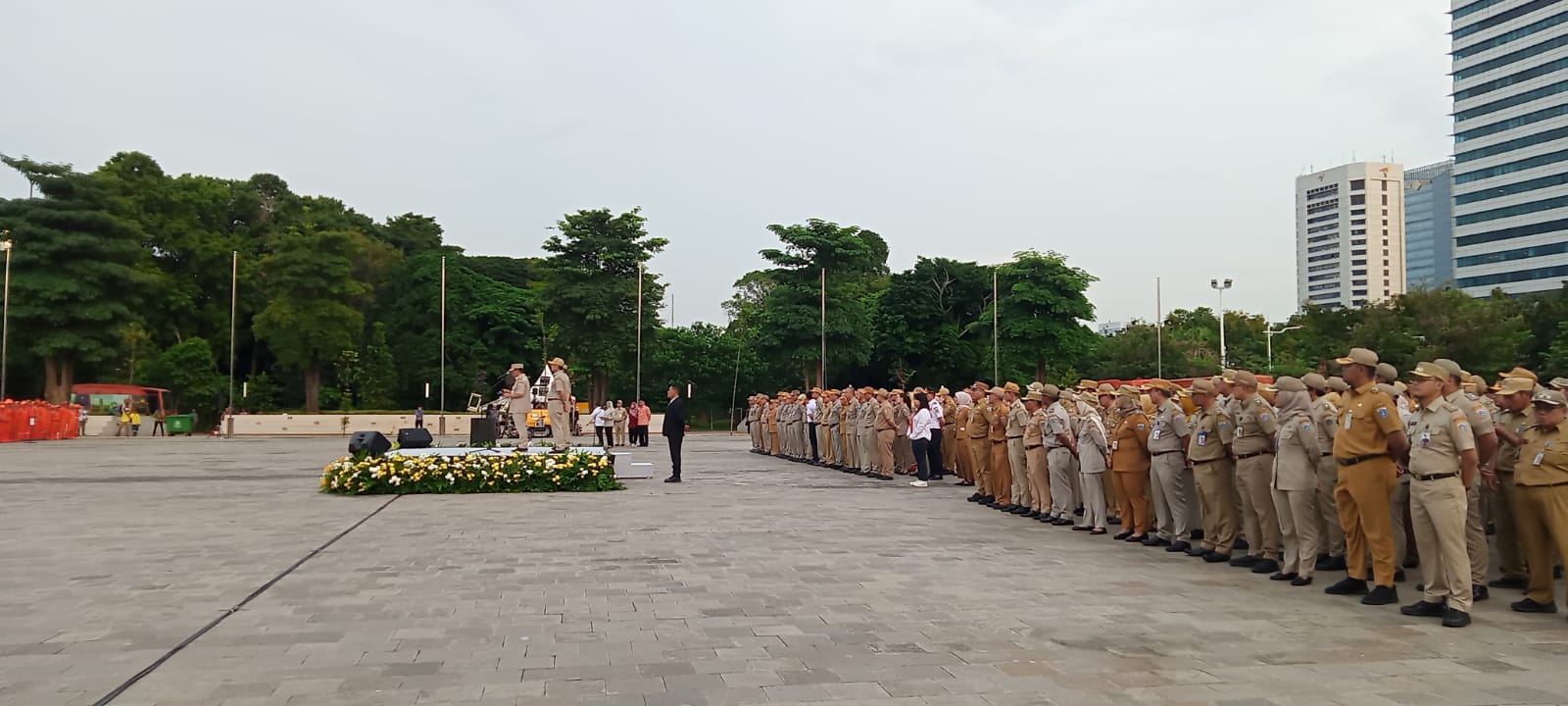 Pelayanan Daya Listrik dengan Genset pada Kegiatan Pelantikan Kepala Daerah Hasil Pilkada Serentak Tahun 2024, Penyambutan, Serah Terima Jabatan, dan Pidato Sambutan Gubernur dan Wakil Gubernur DKI Jakarta Masa Jabatan Tahun 2025-2030 7