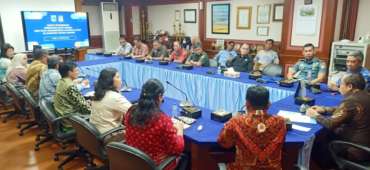 RAPAT KOORDINASI PERSIAPAN BAKTI SOSIAL DALAM RANGKA PENANGANAN KAWASAN RAWAN NARKOBA DI KAMPUNG MUARA BAHARI KELURAHAN TANJUNG PRIOK 1