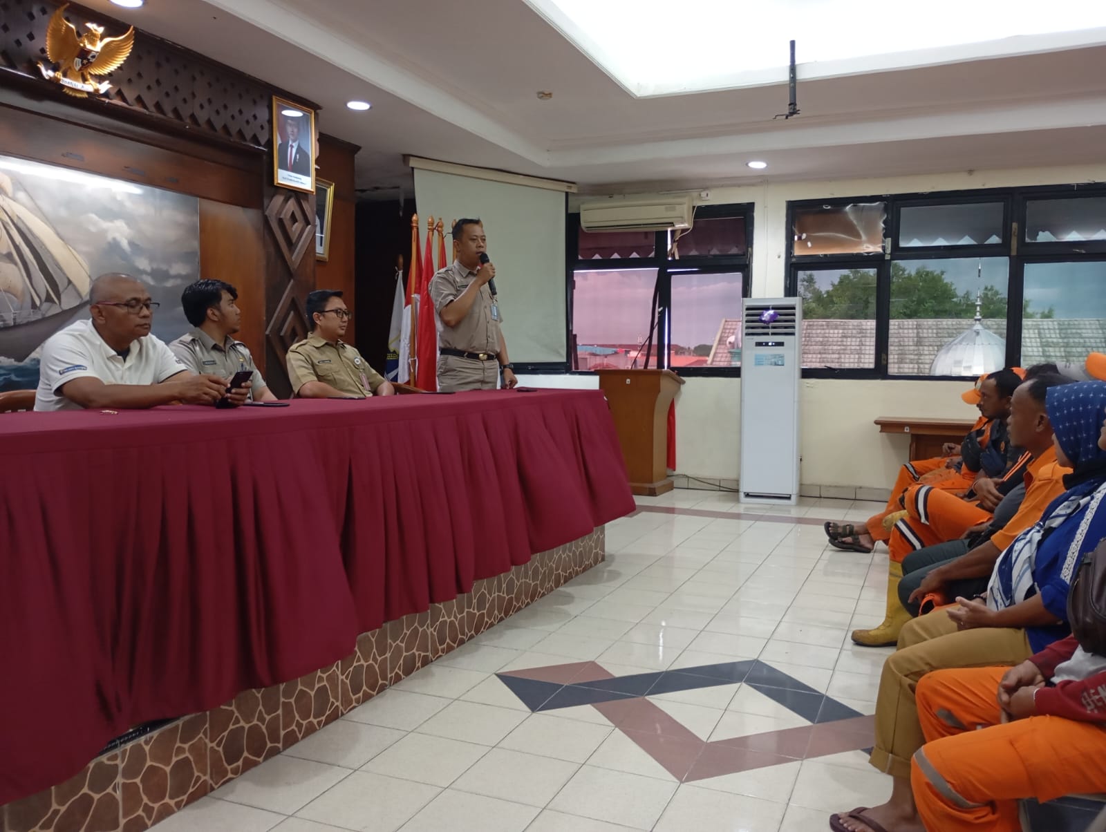 Kegiatan perkenalan Pemimpin dan Jajaran baru kepada PPSU Kelurahan Kalibaru 3