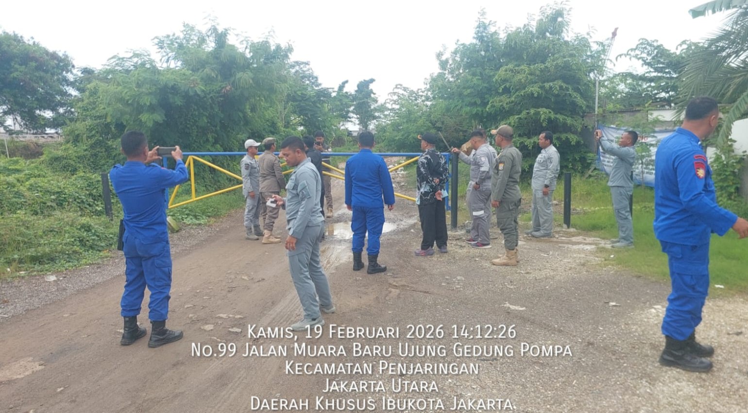 Pengamanan Akses Tanggul NCICD, Cegah Pembuangan Sampah Ilegal 1