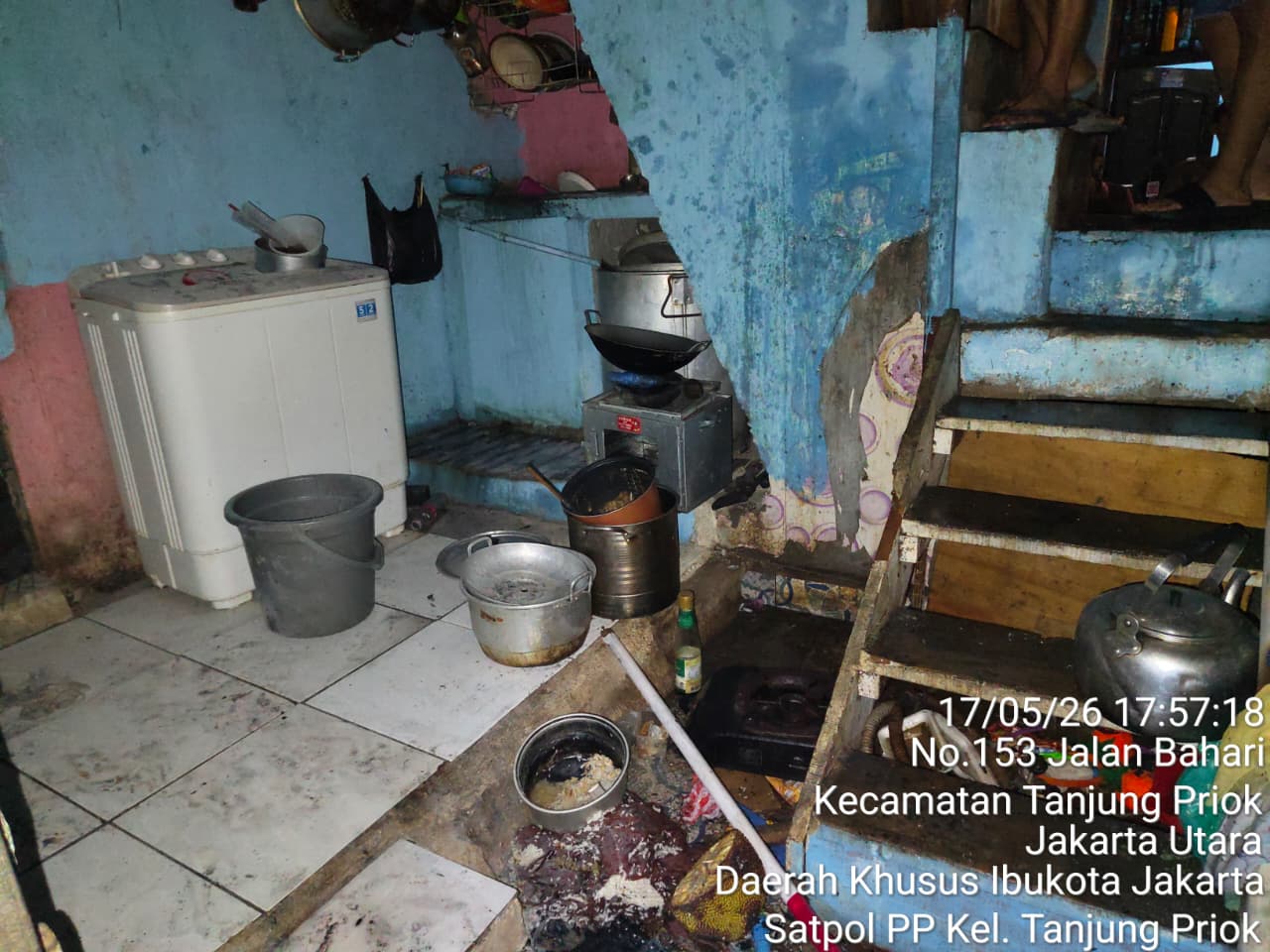 Penanganan Kebakaran Akibat Kebocoran Tabung Gas 3 Kg di RW.06 Kelurahan Tanjung Priok 2