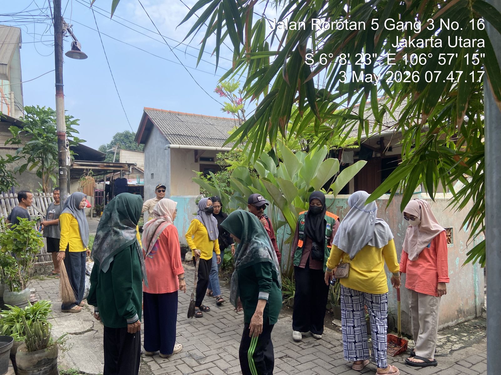 KERJA BAKTI WILAYAH KELURAHAN ROROTAN 1