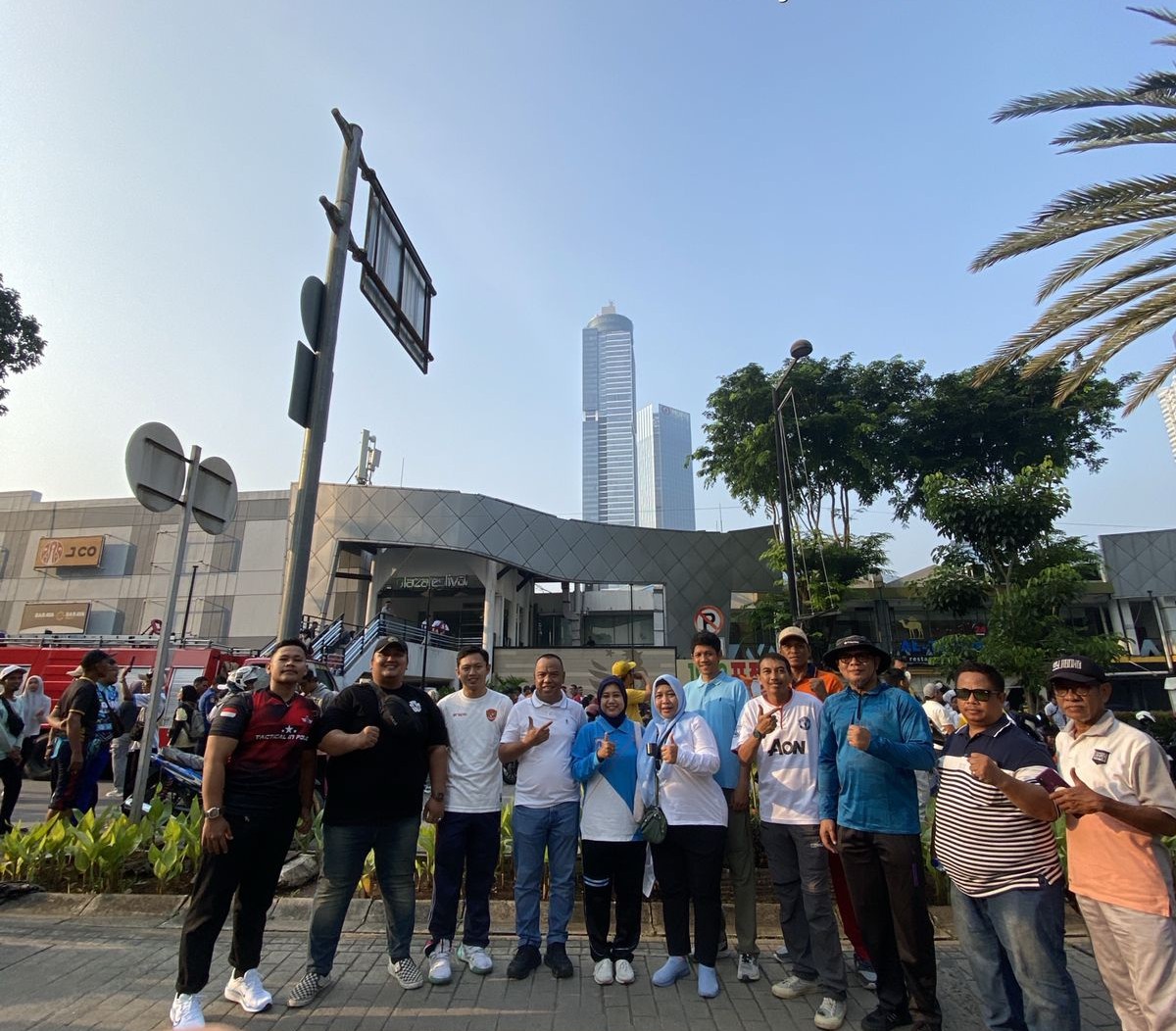 MENGHADIRI PERSIAPAN HUT KOTA JAKARTA 1