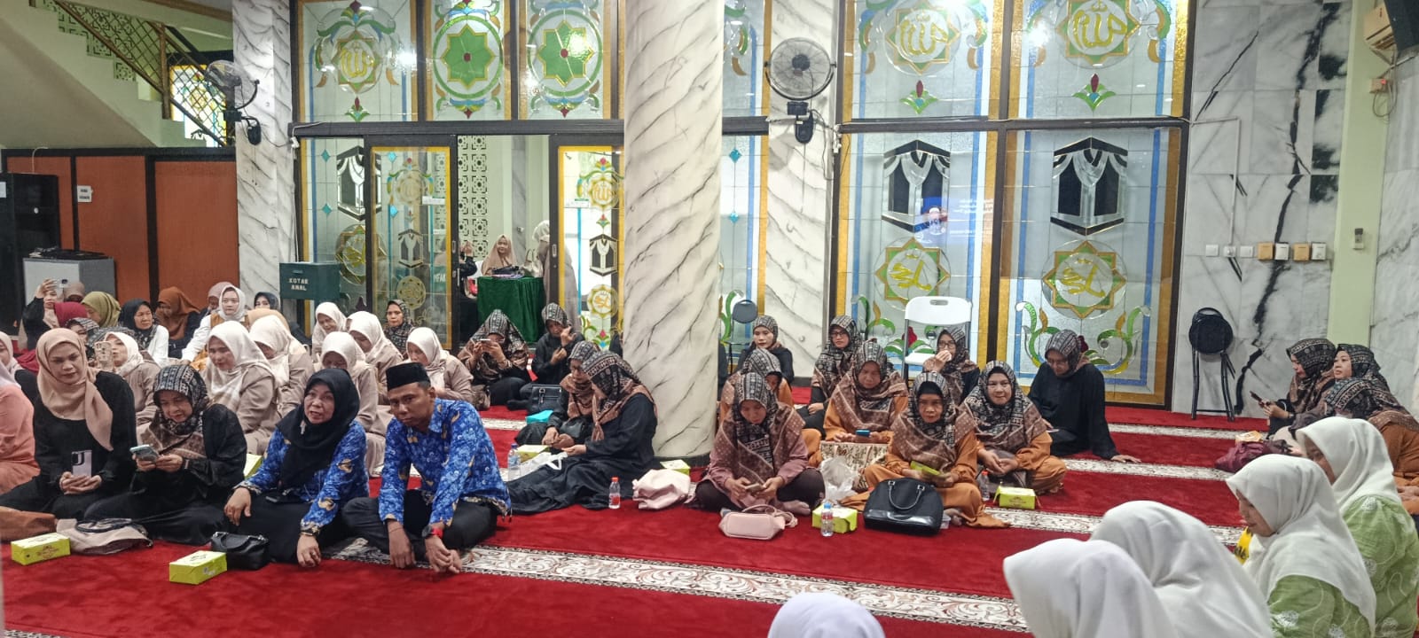 Pengajian Rutin PKK Kelurahan Kelapa Gading Timur Pererat Silaturahmi dan Tingkatkan Keimanan 1