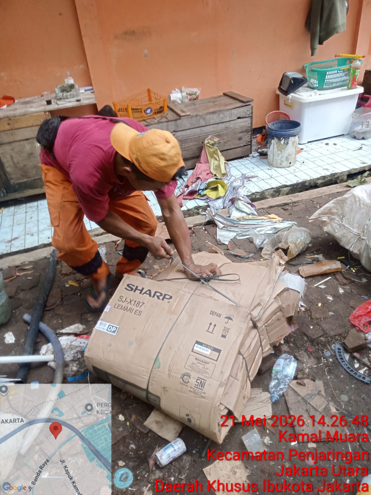 PPSU Kamal Muara Perkuat Budaya Peduli Lingkungan Lewat Penataan dan Pembersihan Area Bank Sampah 3