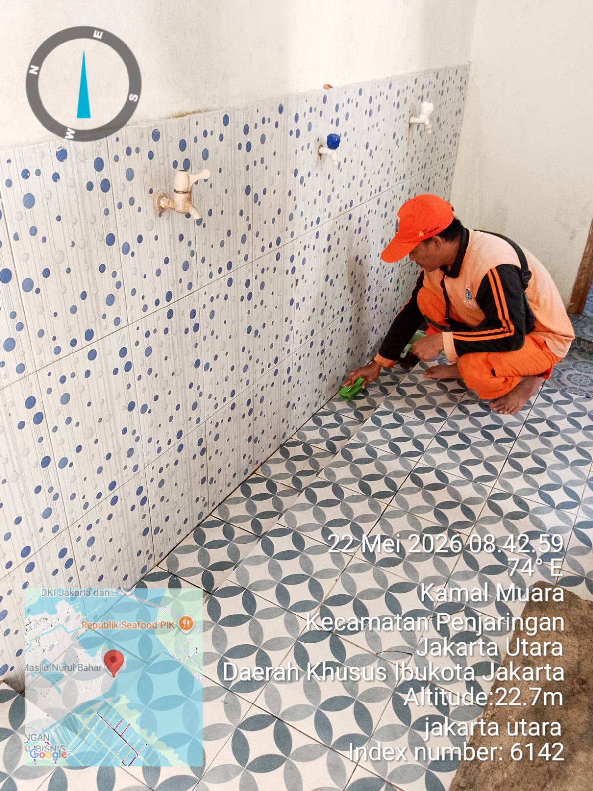 PPSU Kamal Muara Wujudkan Kepedulian Lingkungan Rumah Ibadah Lewat Aksi Bersih Masjid Nurul Bahar 2