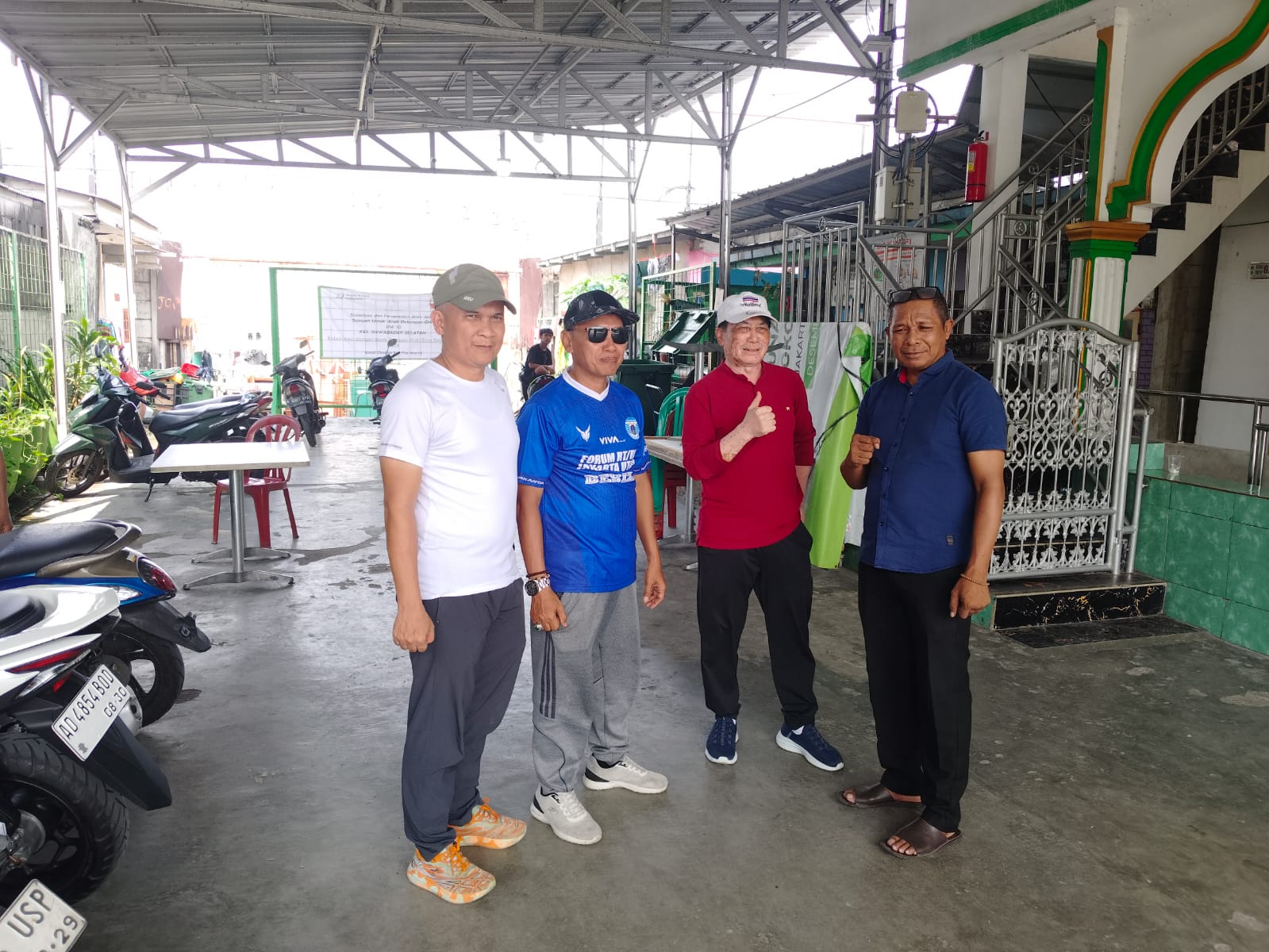 Kunjungan Wilayah dan Silaturahmi Perkuat Sinergi Antar Pengurus di RW 10 Kelurahan Rawa Badak Selatan 2