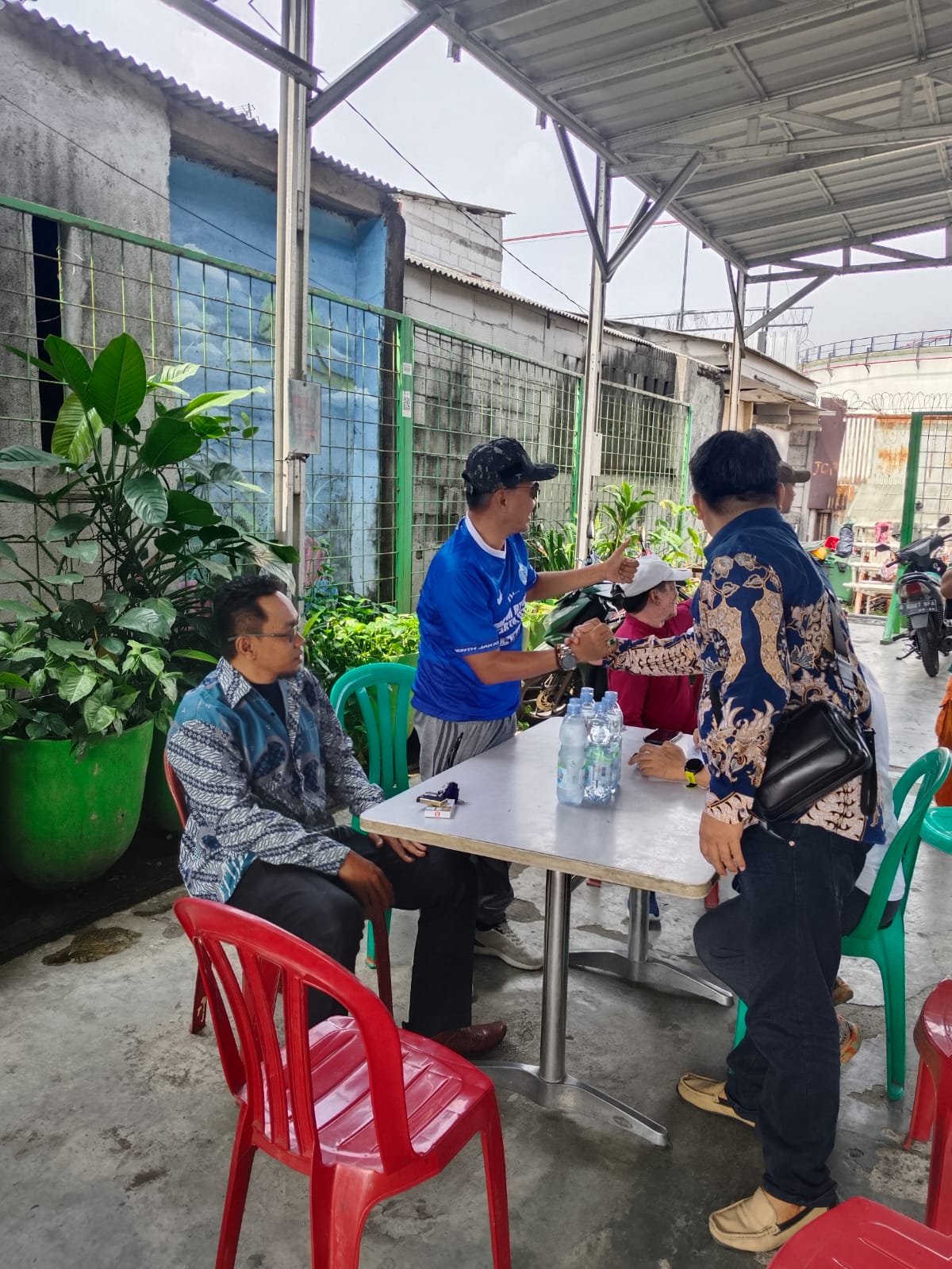 Kunjungan Wilayah dan Silaturahmi Perkuat Sinergi Antar Pengurus di RW 10 Kelurahan Rawa Badak Selatan 1