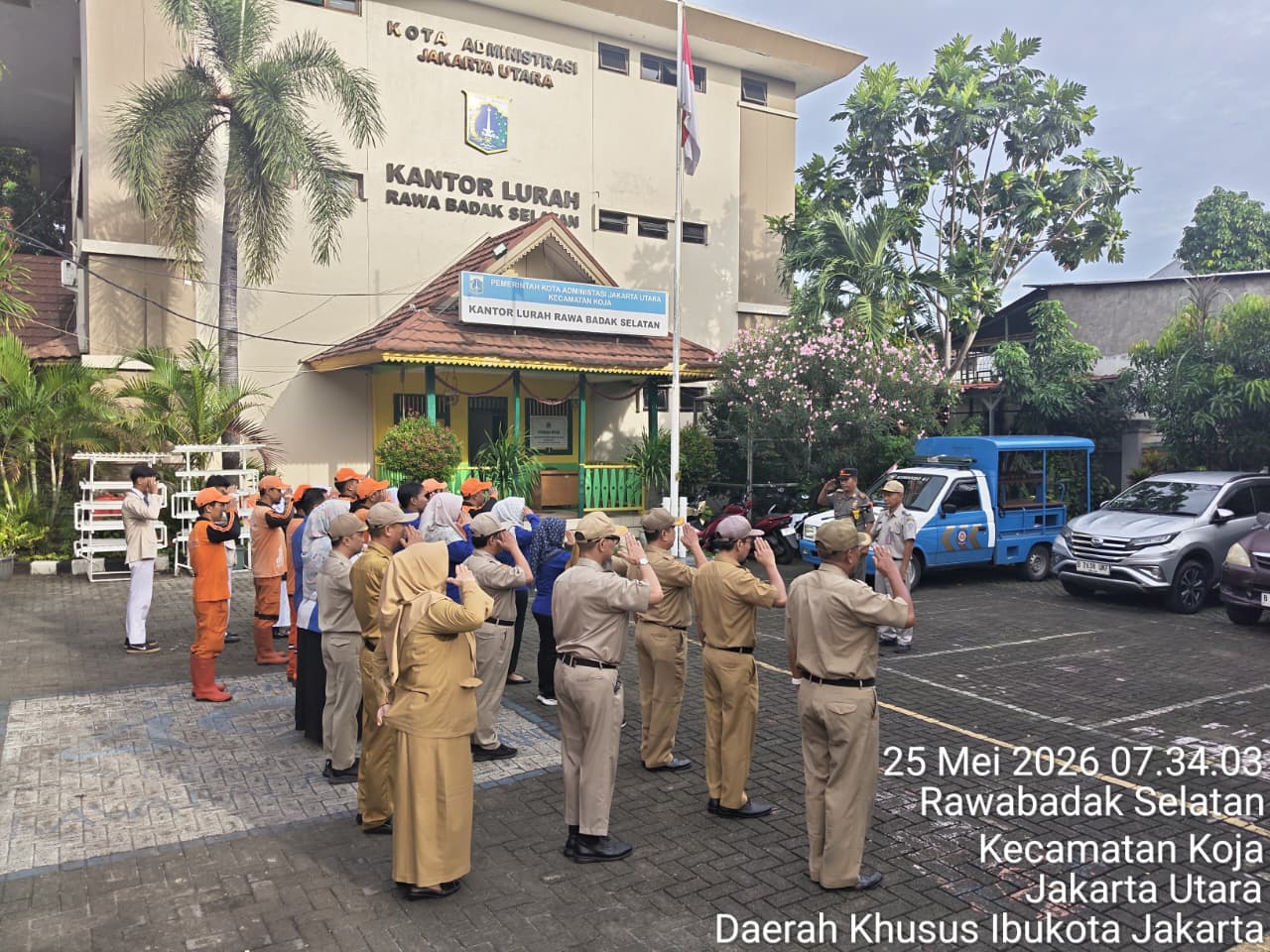 Apel Pagi Tingkat Kelurahan Rawa Badak Selatan Perkuat Disiplin dan Sinergi Pelayanan 3