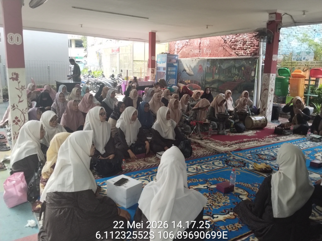 Kegiatan Pengajian Rutin PKK Tingkat Kelurahan Koja yang diselenggarakan oleh RW 005 Kelurahan Koja 2