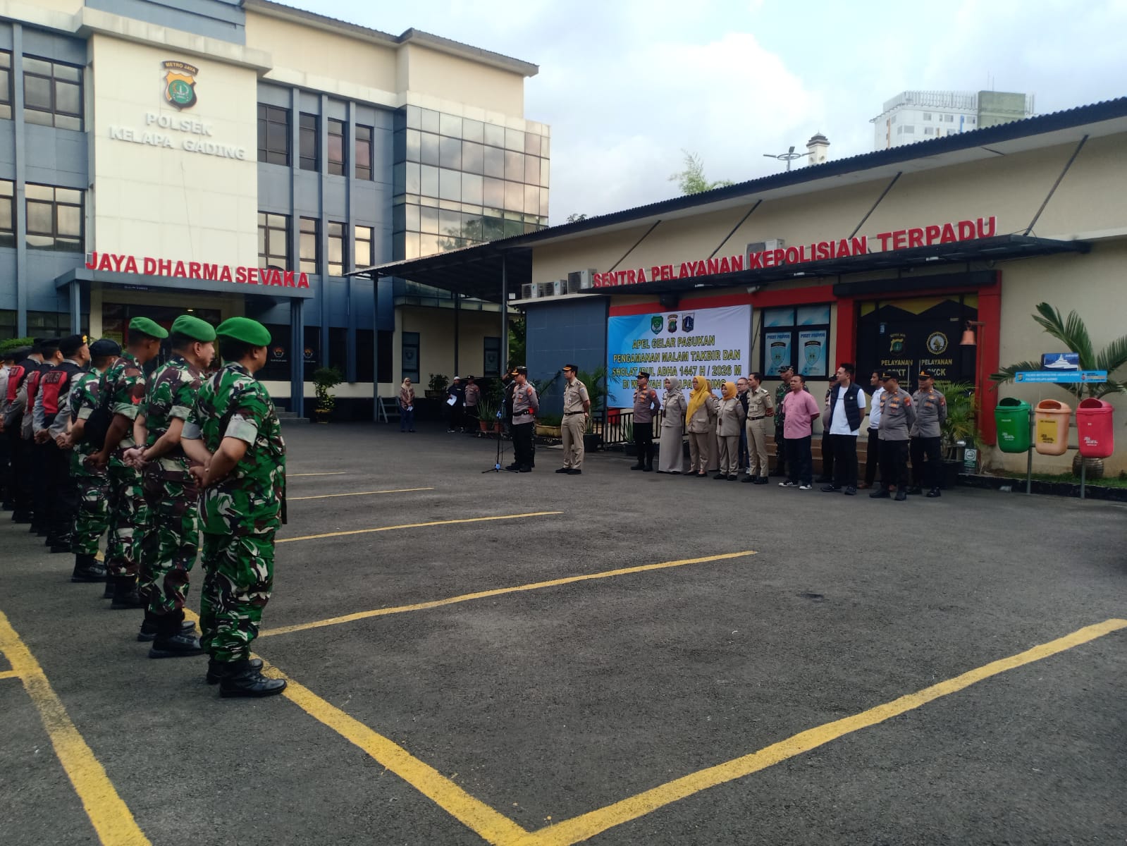 Lurah Kelapa Gading Timur Hadiri Apel Gelar Pasukan Pengamanan Malam Takbir dan Sholat Idul Adha 1447 H 2