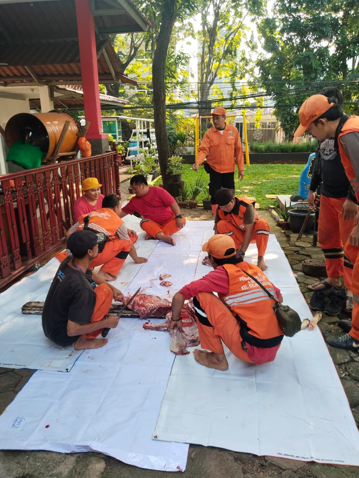 Monitoring Penyembelihan Hewan Kurban di Kantor Kelurahan Kelapa Gading Timur 3