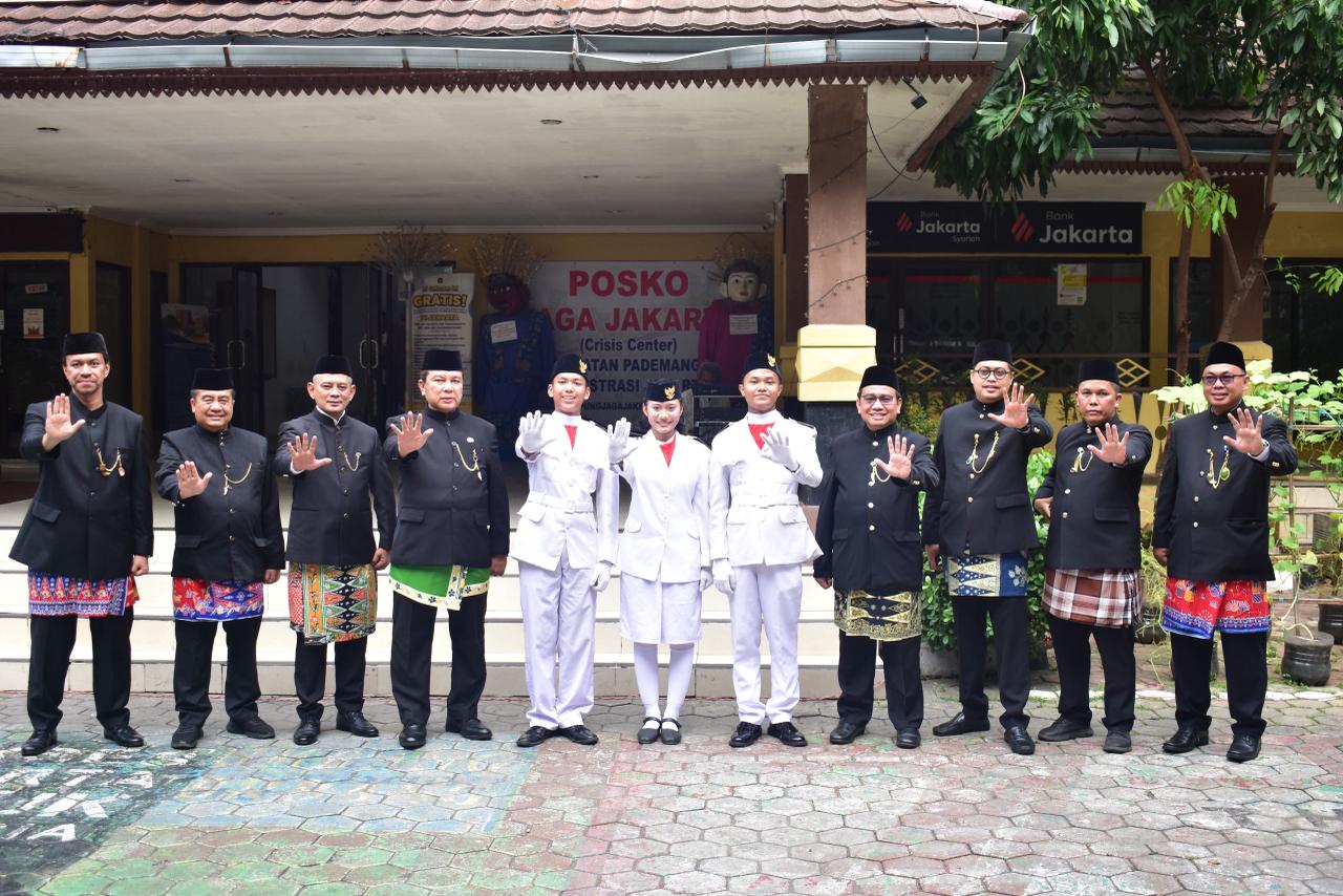 Upacara Peringatan Hari Lahir Pancasila Tahun 2026 DI Kantor Kecamatan Pademangan 4