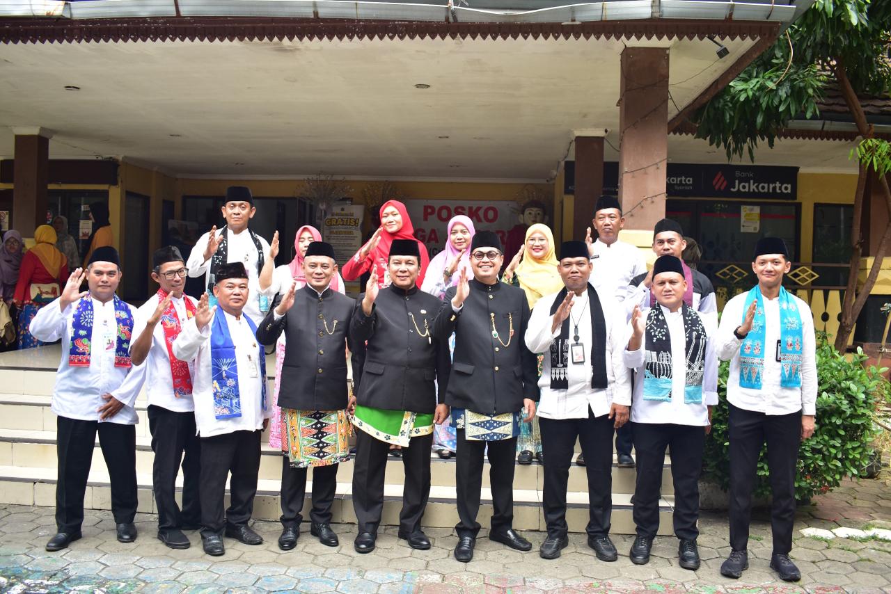 Upacara Peringatan Hari Lahir Pancasila Tahun 2026 DI Kantor Kecamatan Pademangan 5