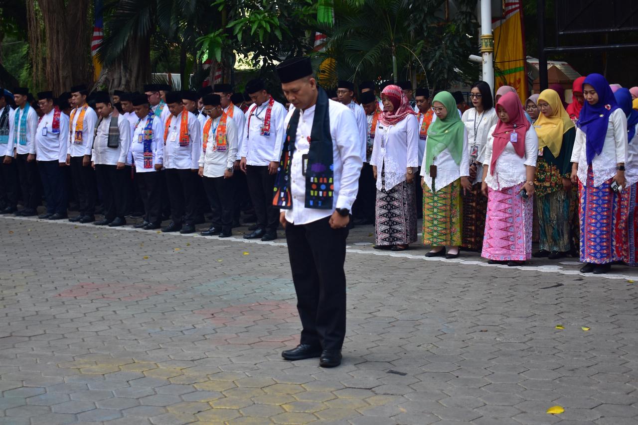 Upacara Peringatan Hari Lahir Pancasila Tahun 2026 DI Kantor Kecamatan Pademangan 1
