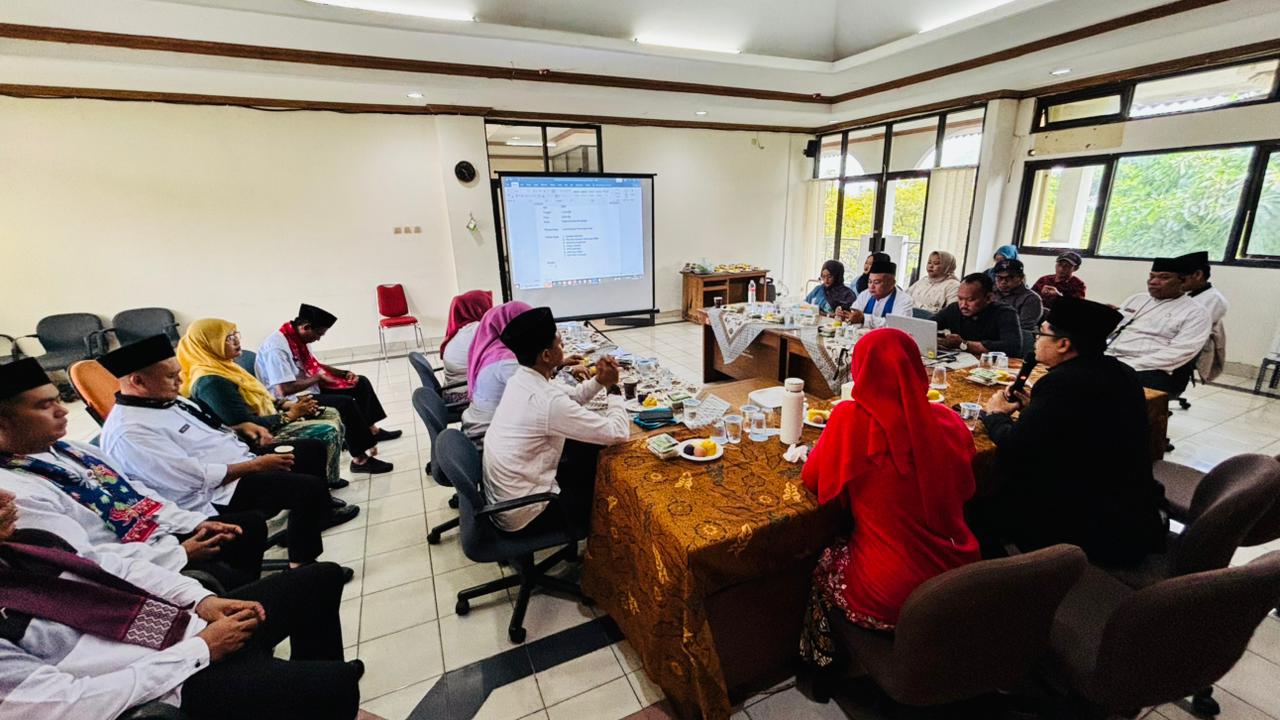 Kelurahan Pademangan Barat Gelar Rapat Koordinasi Dan Evaluasi Kinerja 1