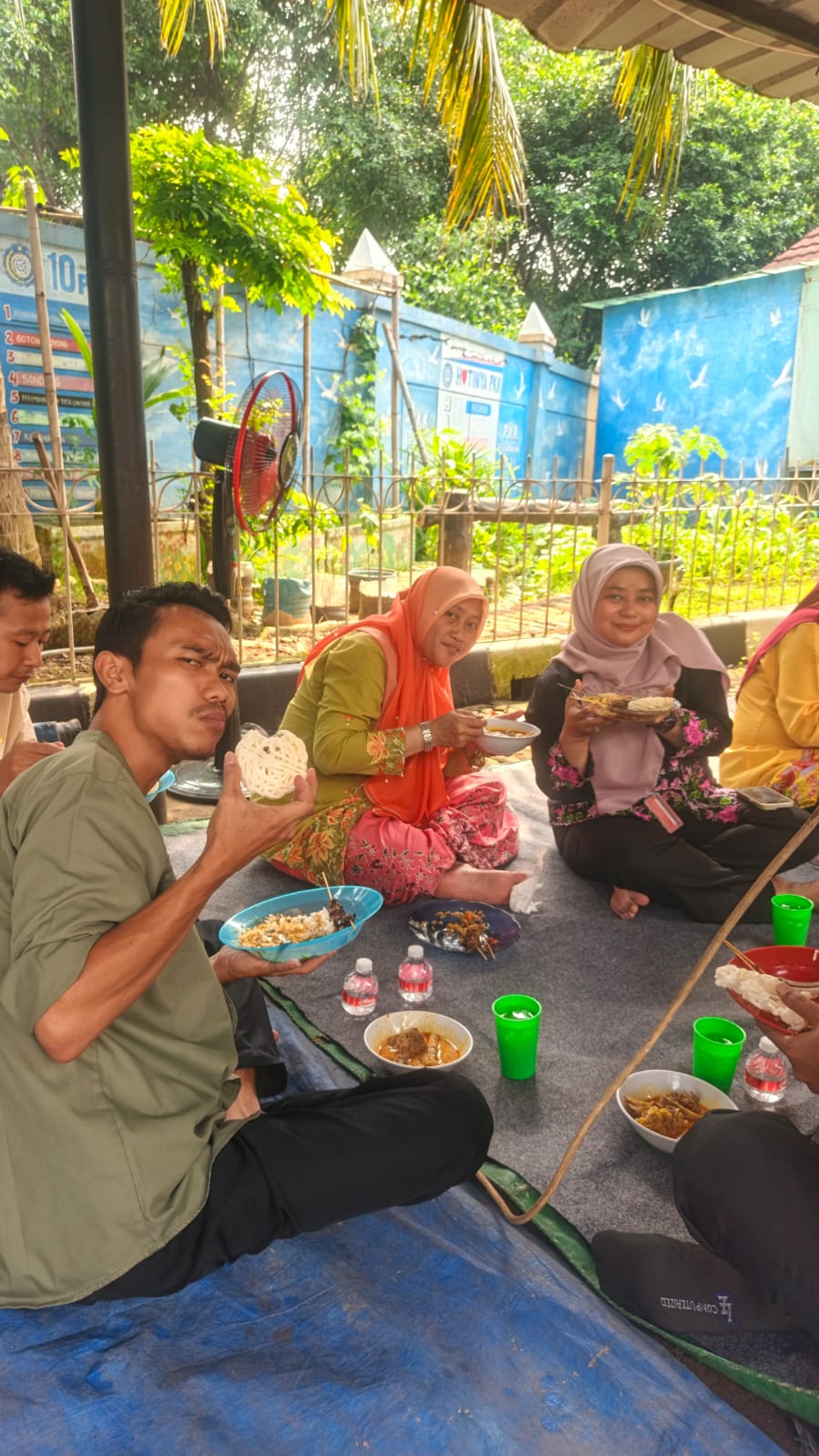 Kegiatan Silaturahmi dan Makan Bersama Idul Adha 1447 H/2026 M Kelurahan Koja 4