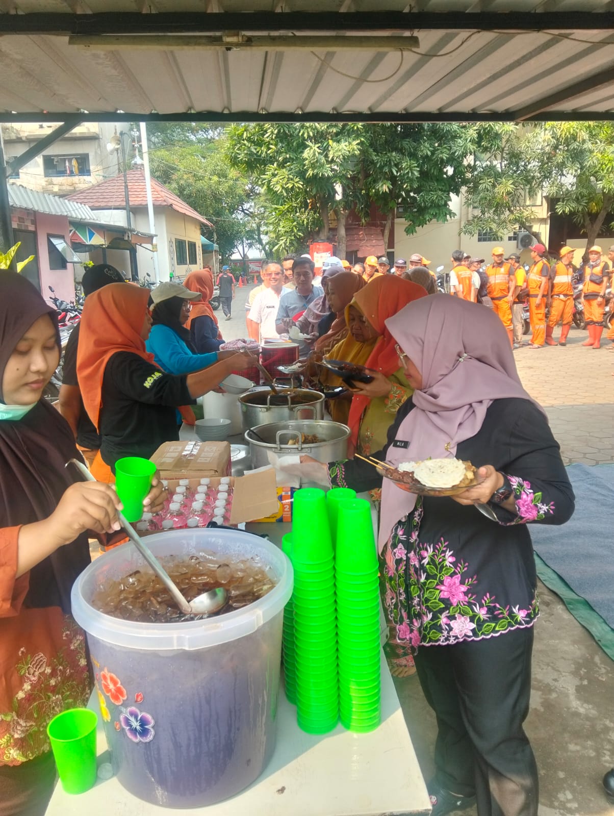Kegiatan Silaturahmi dan Makan Bersama Idul Adha 1447 H/2026 M Kelurahan Koja 2