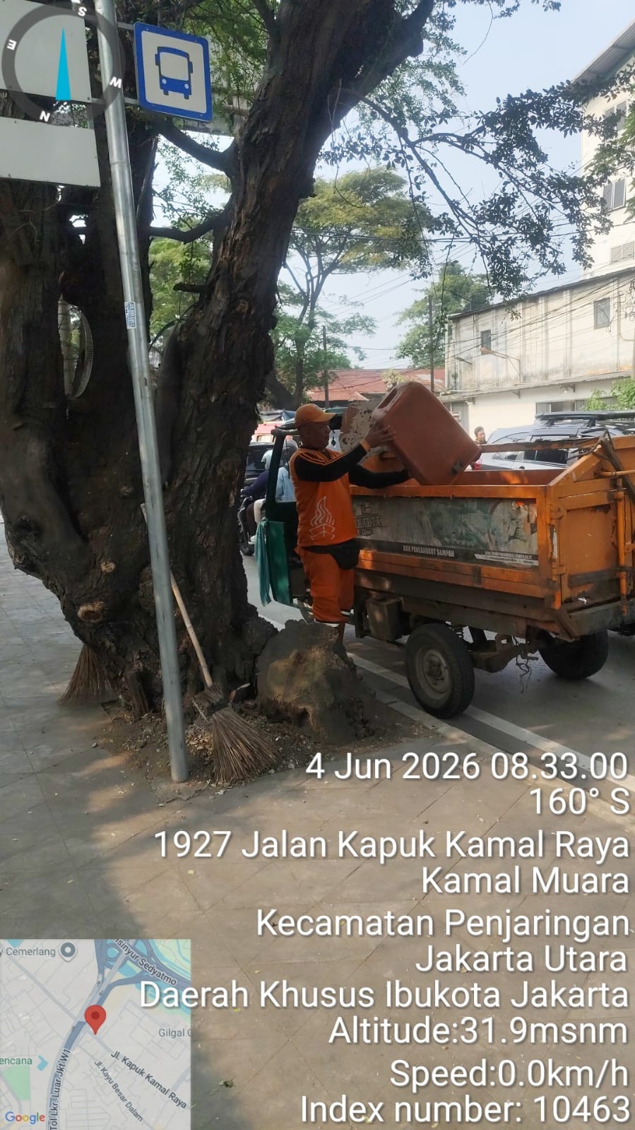 Tim Germot PPSU Kamal Muara Optimalkan Pengangkutan Hasil Kerja Lapangan Demi Lingkungan yang Bersih dan Tertata 1