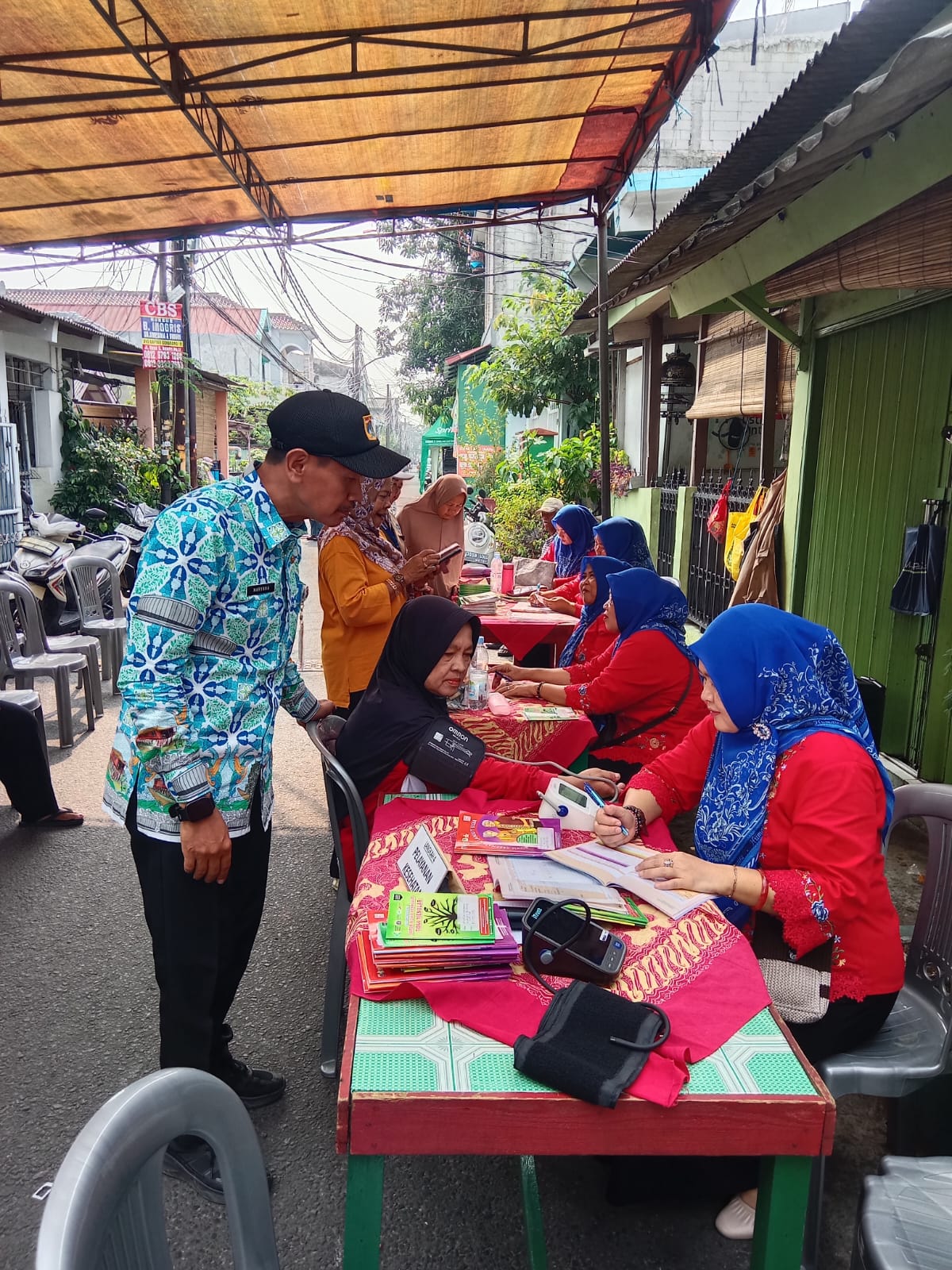 Monitoring Posyandu Balita dan Lansia di Wilayah RW.03 dan RW.05 Kelurahan Tanjung Priok 1
