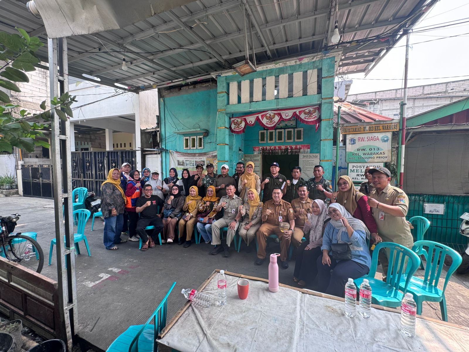 Penyerahan Galangan Dana Untuk Korban Kebakaran di Kelurahan Warakas 1