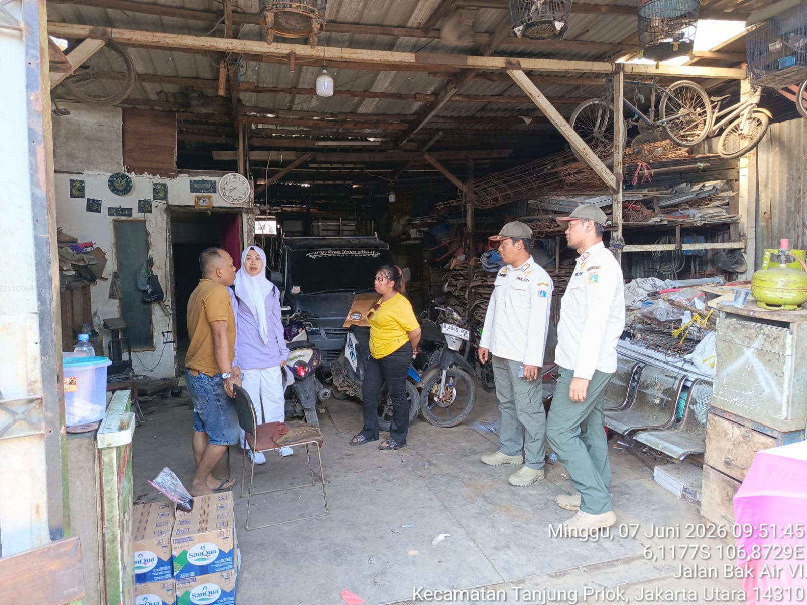 Tindak Lanjut Citizen Relation Management (CRM) Pembakaran Sampah di Wilayah pinggiran Rel KAI RW.05 Kelurahan Tanjung Priok 4