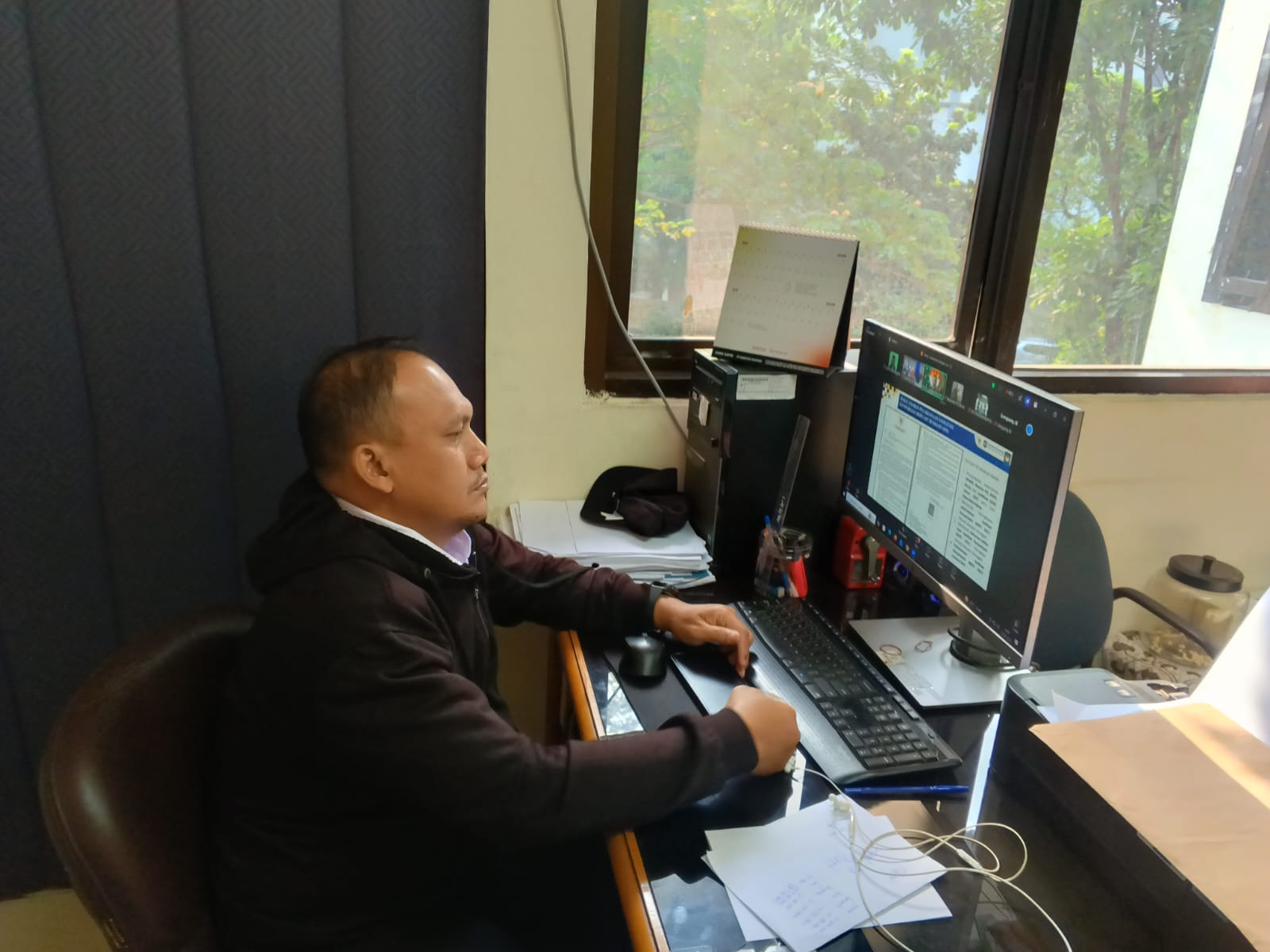 Sekretaris dan Bendahara Kelurahan Pademangan Barat Ikuti Sosialisasi Pendokumentasian Data Realisasi Kinerja dan Keuangan e-Dalev IPD-SIPD 1