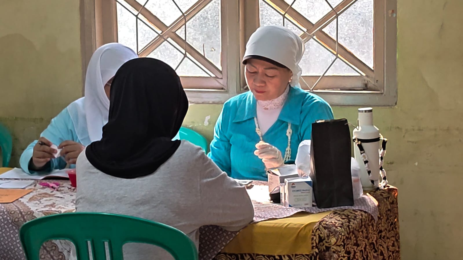 Monitoring Posyandu Balita dan Lansia di RW 07, Kelurahan Rawa Badak Selatan 6