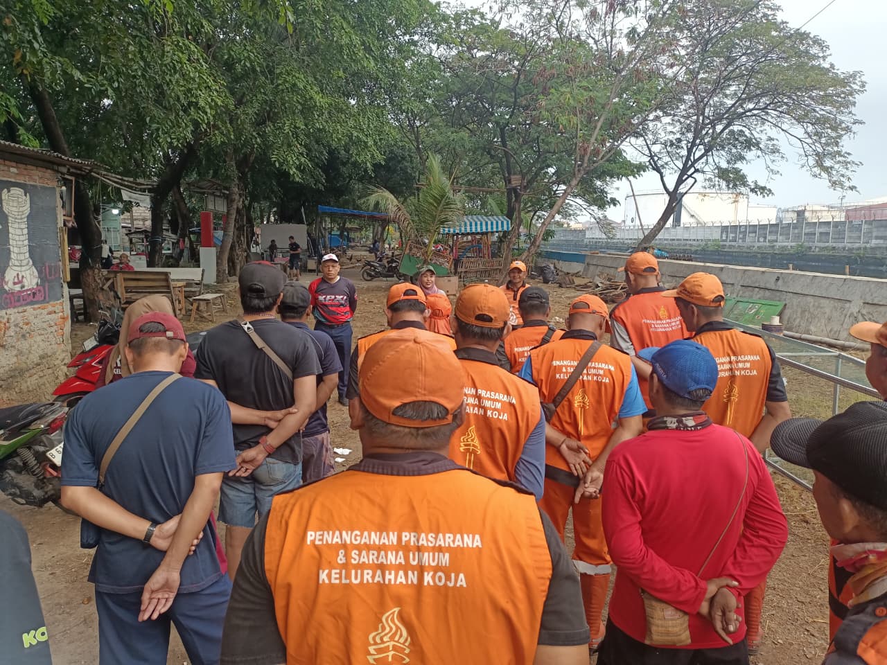 Monitoring Kegiatan Kerja Bakti Jl. Cipeucang 1 RW 013 Kelurahan Koja 1